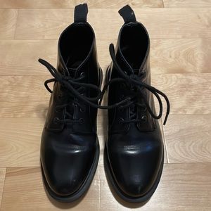 Dr. Martens Emmeline boot